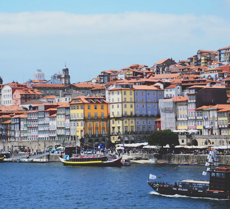 Biluthyrning Porto - Jämför priser på hyra bil i Porto - Biluthyrning.nu